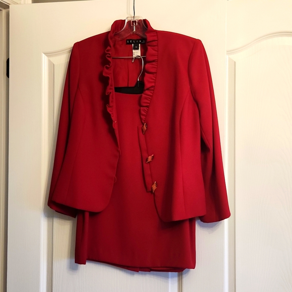 Selina size 12 fully lined two piece suit